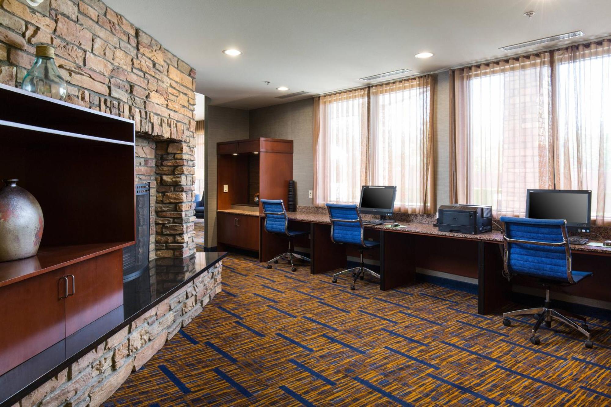 Courtyard By Marriott Ontario Rancho Cucamonga Hotel Ngoại thất bức ảnh