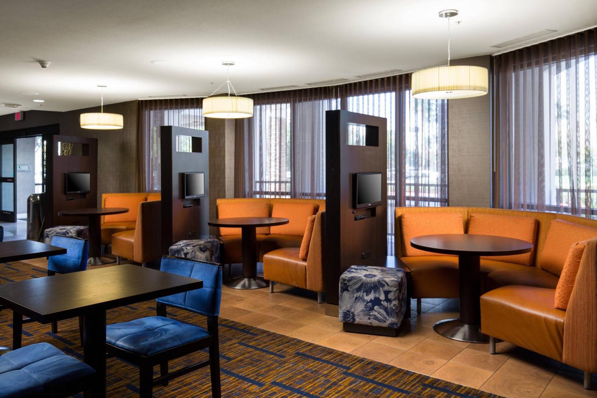 Courtyard By Marriott Ontario Rancho Cucamonga Hotel Ngoại thất bức ảnh