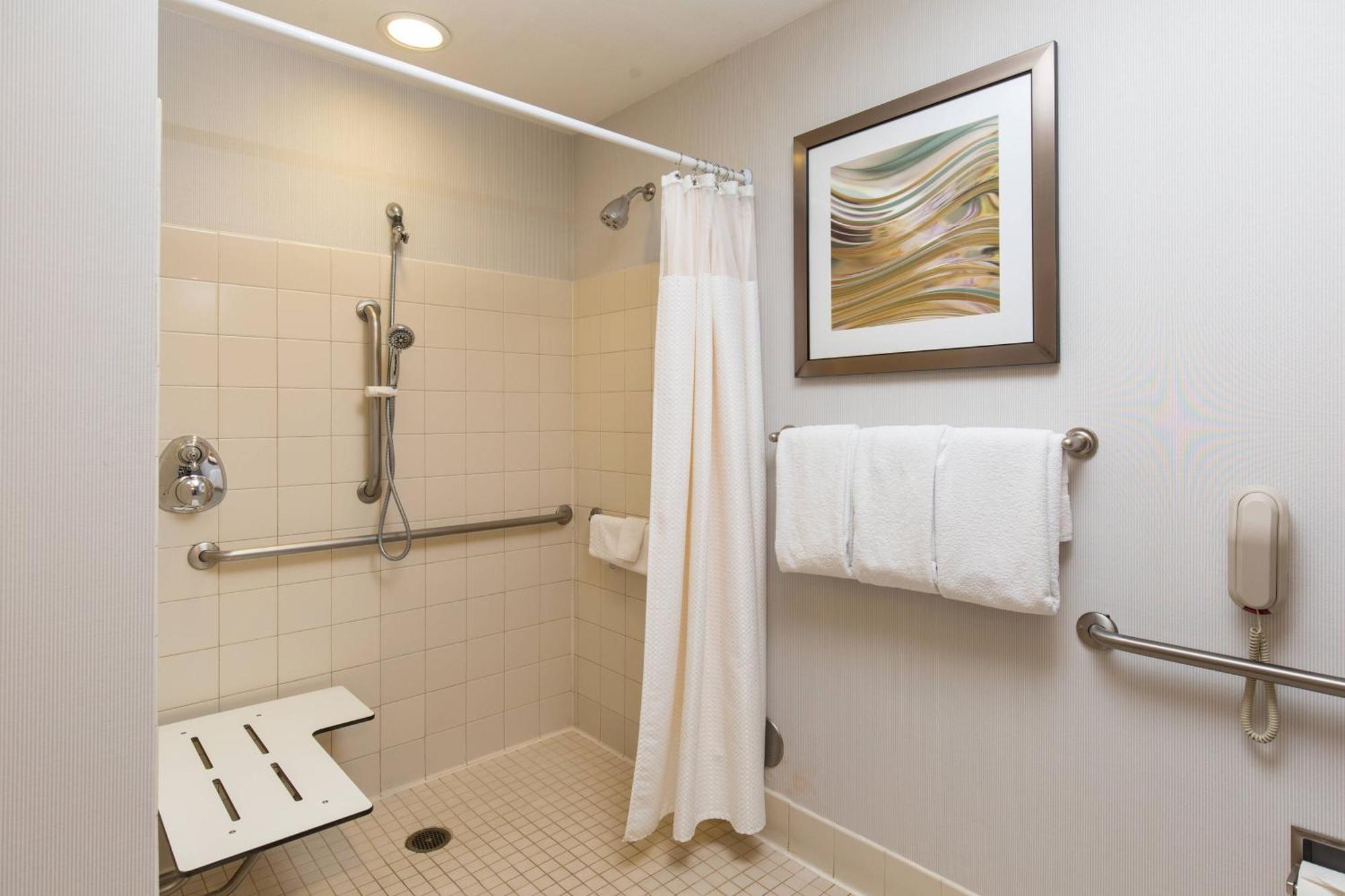 Courtyard By Marriott Ontario Rancho Cucamonga Hotel Ngoại thất bức ảnh