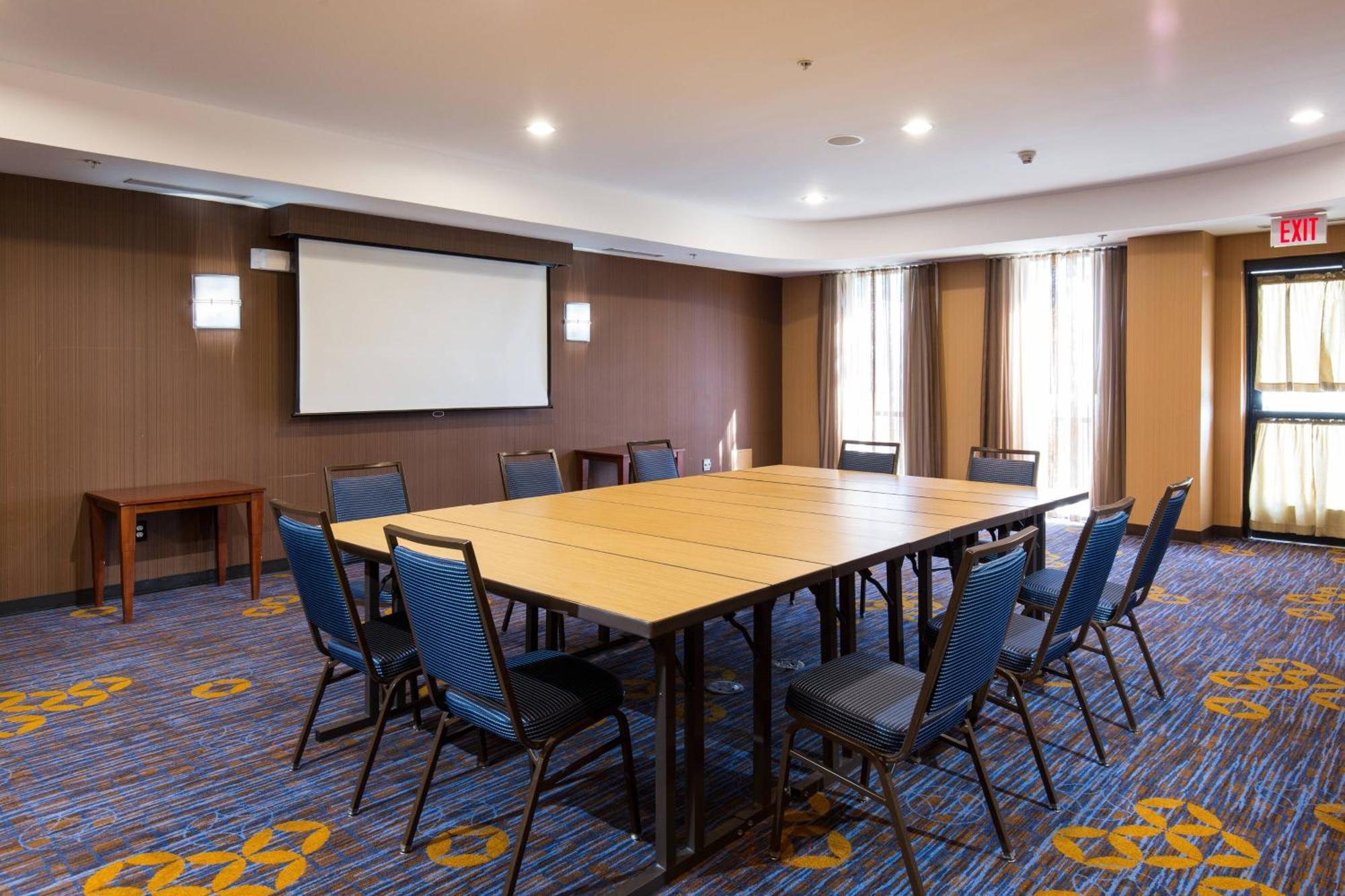 Courtyard By Marriott Ontario Rancho Cucamonga Hotel Ngoại thất bức ảnh